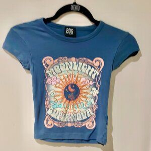 Urban Outfitters - BDG Blue Graphic Baby Tee- sizeXS